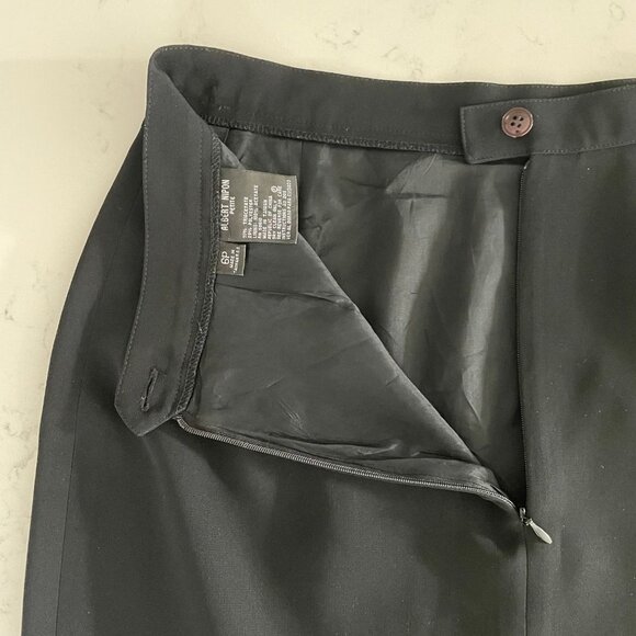 Albert Nipon Petite Vtg Lined Triacetate Pencil Skirt w Pleated Hem Black Sz 6P - Picture 8 of 10